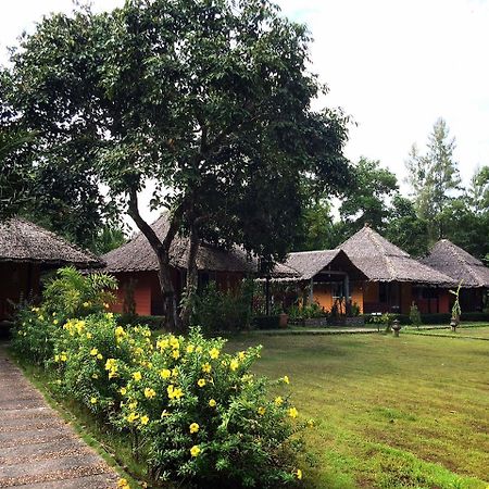 Phayam Cottage Resort Koh Phayam Extérieur photo