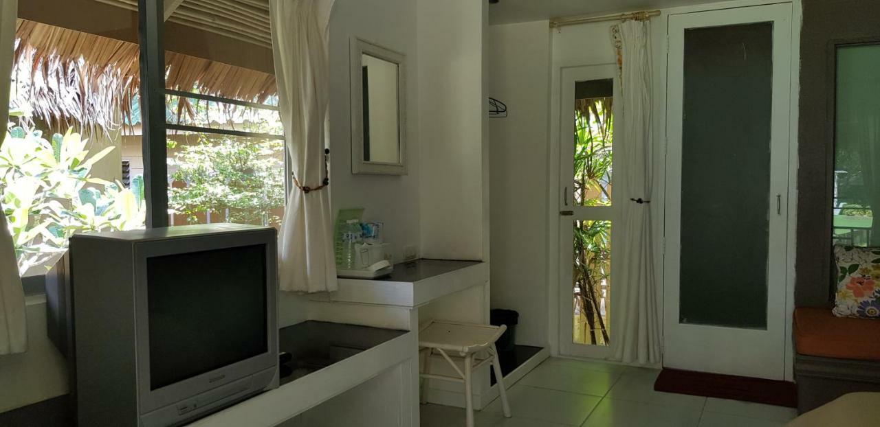 Phayam Cottage Resort Koh Phayam Extérieur photo